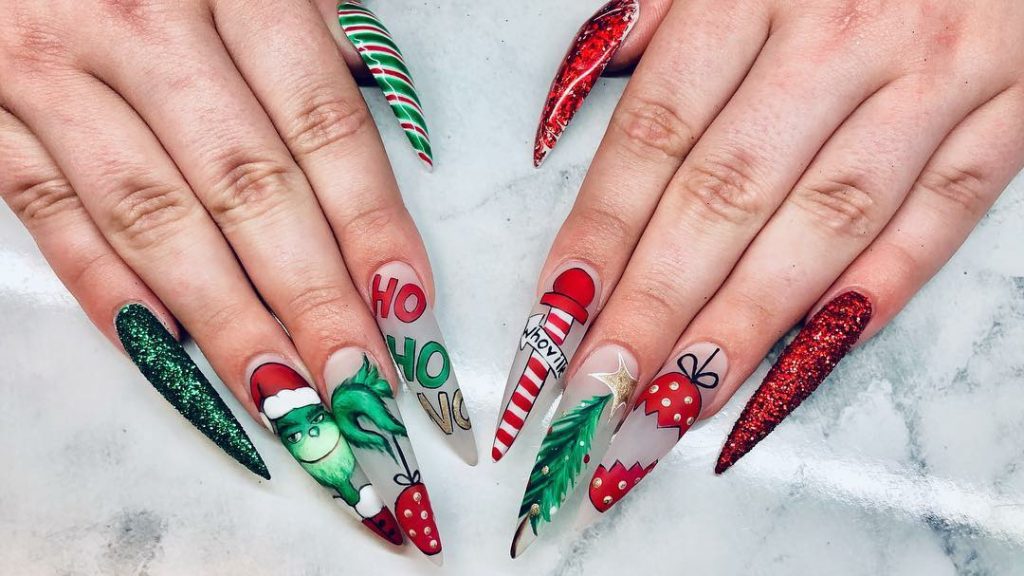 8. Cute and quirky Grinch nail art - wide 7